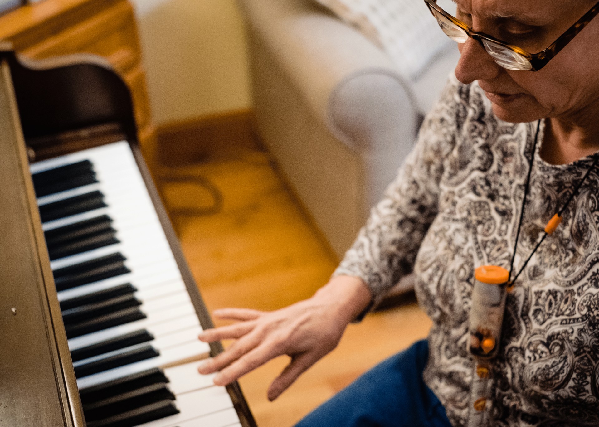 Elaine playing piano